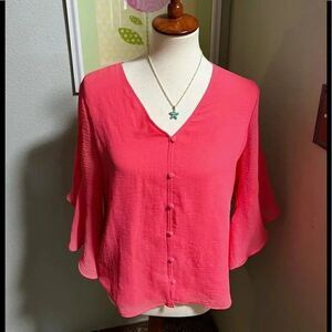 NWOT Investments Coral V-neck 3/4 Sleeve Top #202